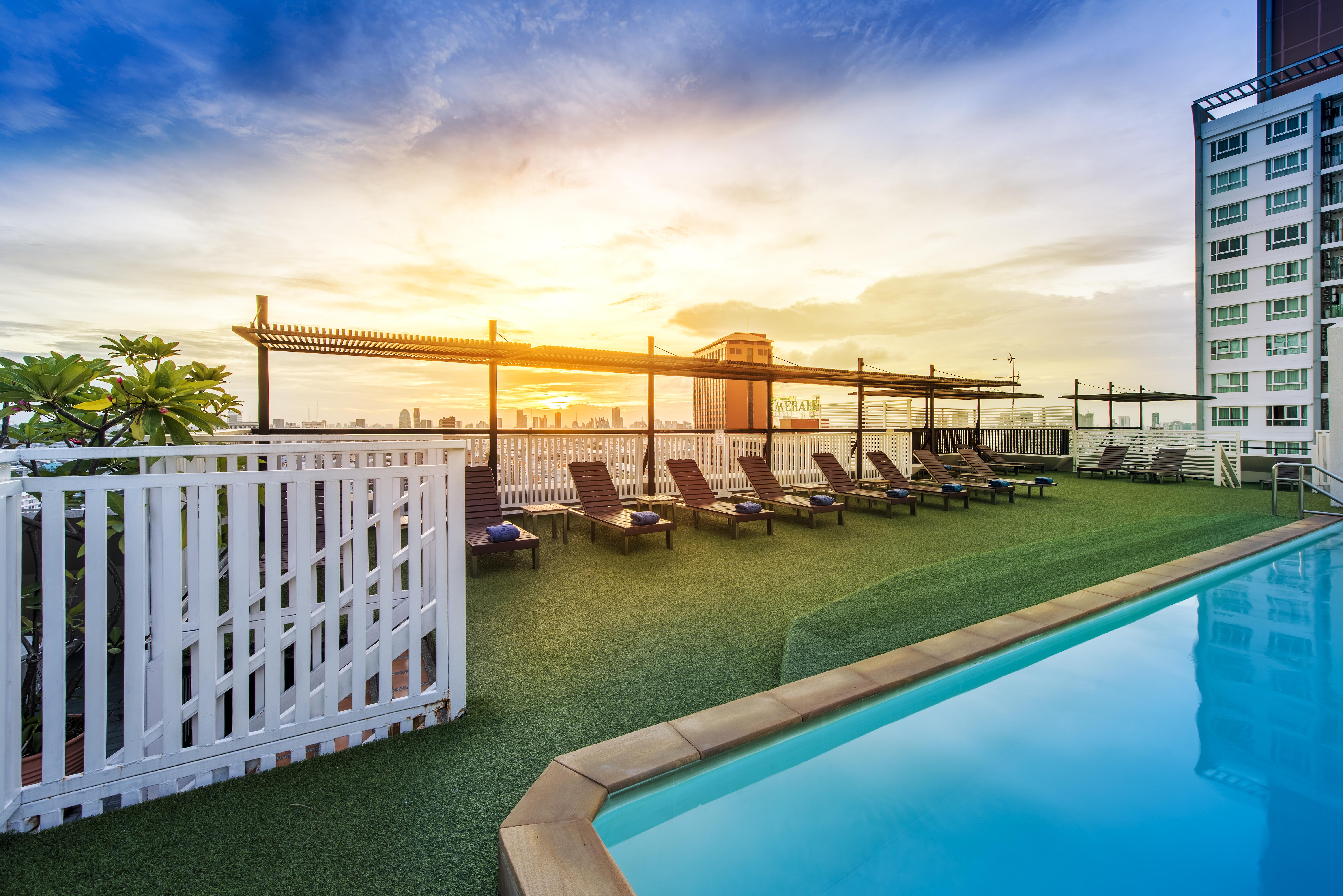 Graph Hotels Bangkok Esterno foto